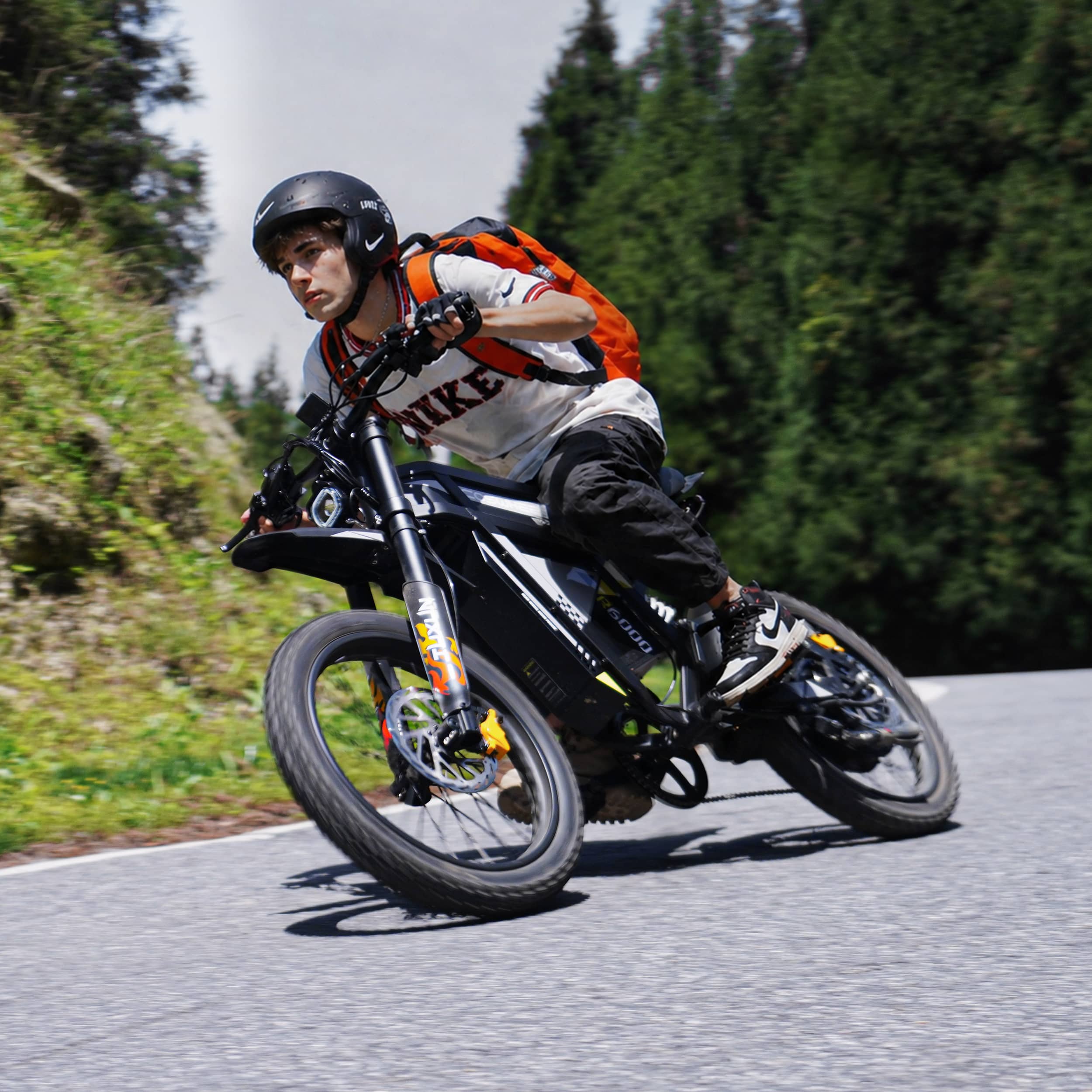 COSWHEEL R6000 7000W Electric Dirt Bike | 55MPH